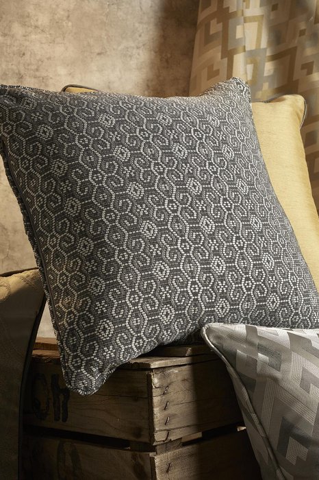 SR1 Wolf - The Silk Roads - Gallery image 1