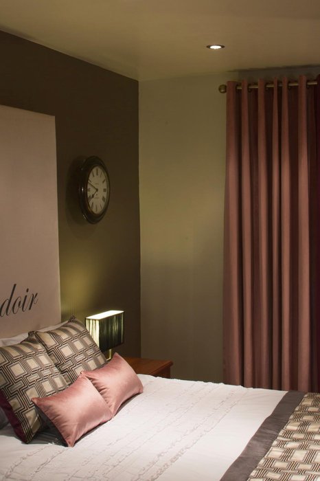 B14 Petal - Beau Velvet - Gallery image 1